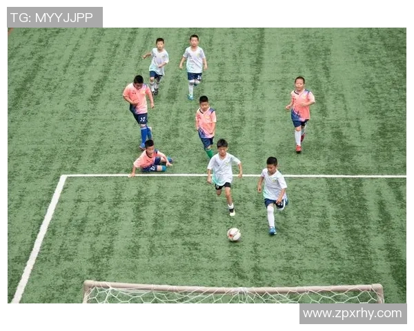 足球六边形图谱:探寻球星全方位技能与独特魅力的精彩展示